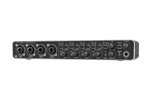 Ауодиоинтерфейс BEHRINGER UMC404HD