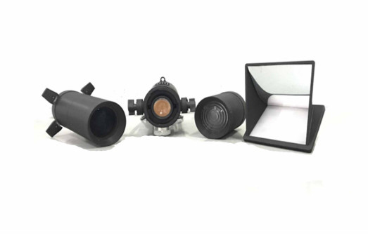 Театральный прожектор с линзой Френеля Proton Lighting PL LED PROFILE 150 ZOOM