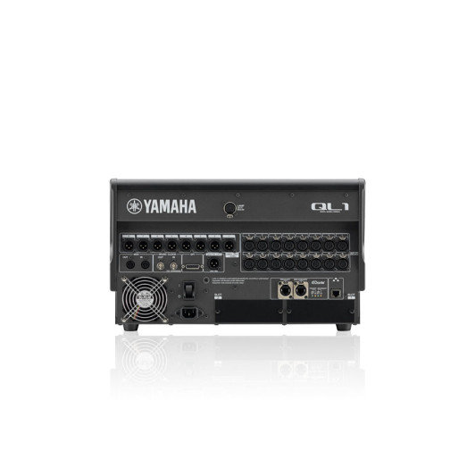 Микшерный пульт Yamaha QL1
