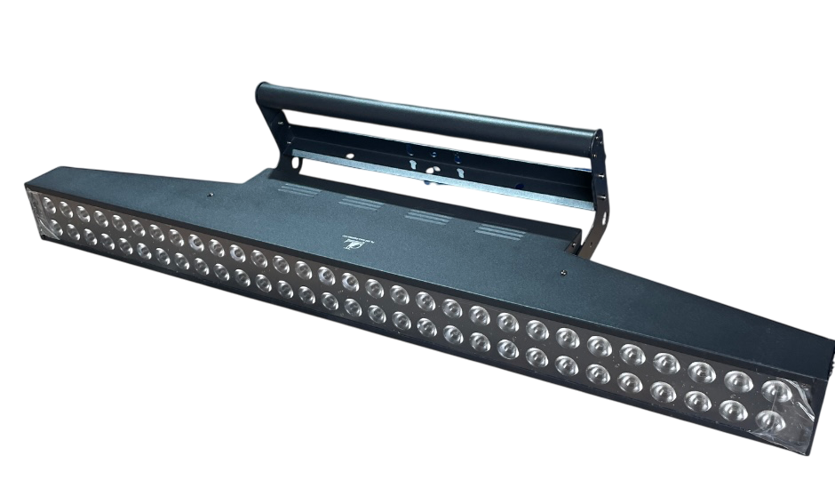 Театральный светодиодный линейный прожектор Proton Lighting PL 300 linea RGBWA+UV 25°