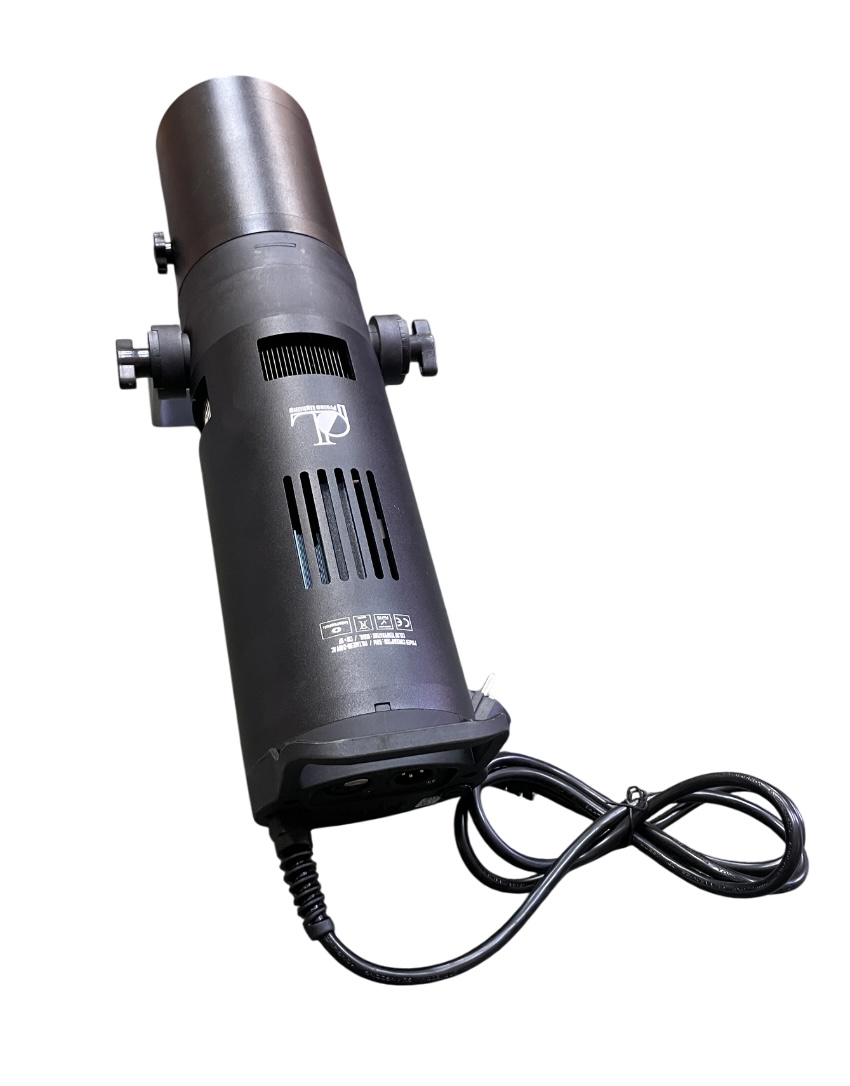 Профильный светодиодный прожектор Proton Lighting PL LED 150W RGBAL ZOOM